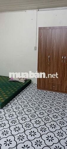 CHO THUÊ CĂN HỘ PHỐ TRÀNG TIỀN, HÀ NỘI