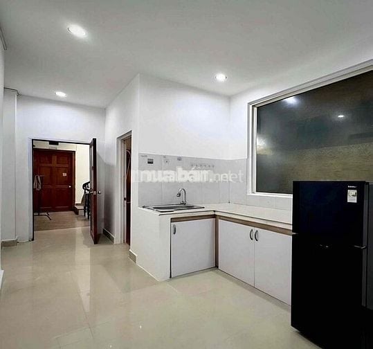 Phòng full nội thất tách bếp siêu rộng khu nhà ga T3- ETOWN cho anh em