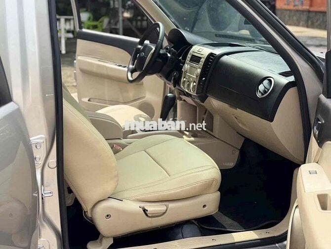 Bán Ford Everets đời 2009 số tự động máy dầu