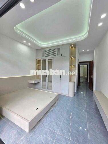 BÁN NHÀ PHỐ HIỆN ĐẠI ĐẸP LONG LANH TẠI DĨ AN BÌNH DƯƠNG