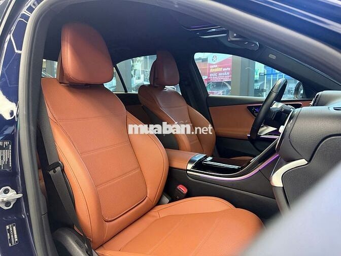 Mercedes C Class 2022 C200 Avantgarde siêu lướt