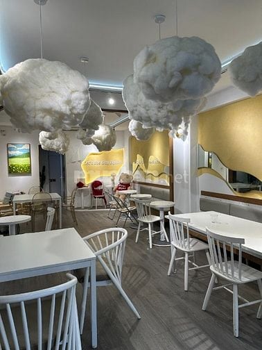 Cho thuê tầng1+2 số 28 ngõ 80 Chùa Láng, ngõ ô tô, mặt hồ 