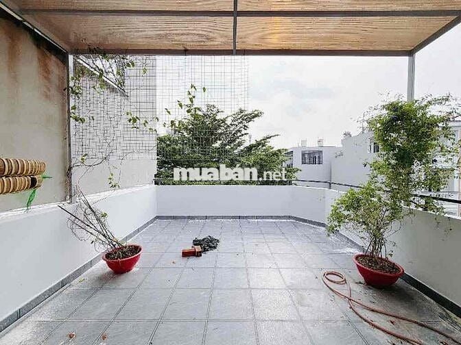 Nhà Lô góc MT , KDC phân Lô , 4 Tầng , 4 PN , sân Thượng  , Chỉ 7 Tỷ x