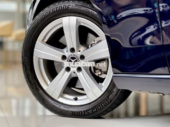 Mercedes C Class 2022 C200 Avantgarde siêu lướt