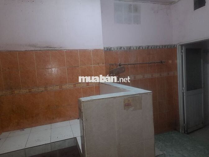 Cho thuê nhà nguyên căn giá rẻ .4phong ngũ .5 p vs.an ninh .yen tĩnh.