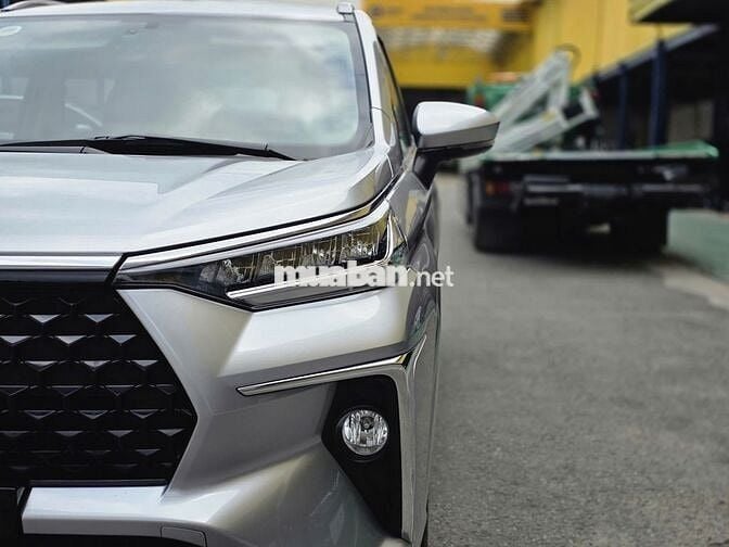 Toyota Veloz Cross 2022 CVT 12200 km