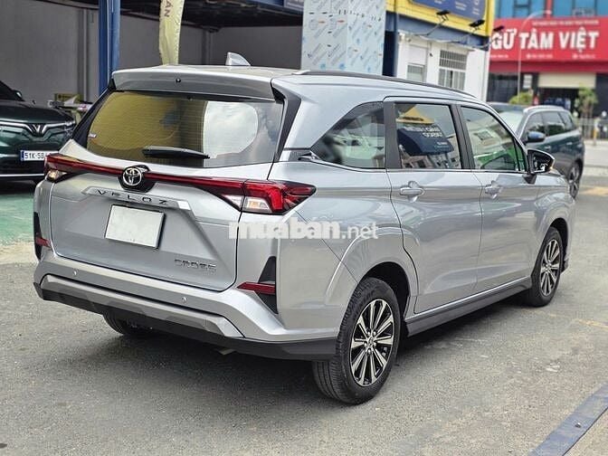 Toyota Veloz Cross 2022 CVT 12200 km