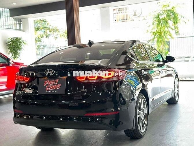 Hyundai Elantra 2018 2.0 AT - 80000 km không lỗi