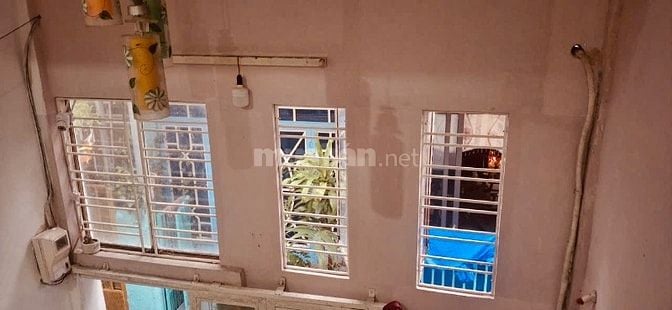 - Cần bán nhanh nhà 2 tầng chỉ 2,5 tỷ, kiệt Hoàng Diệu, quận Hải Châu