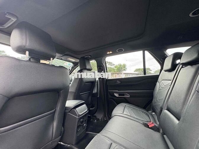 Ford Everest 2024 Titanium 1 Cầu 26.000 km