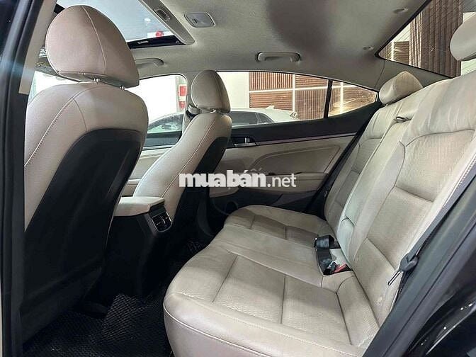Hyundai Elantra 2018 2.0 AT - 80000 km không lỗi