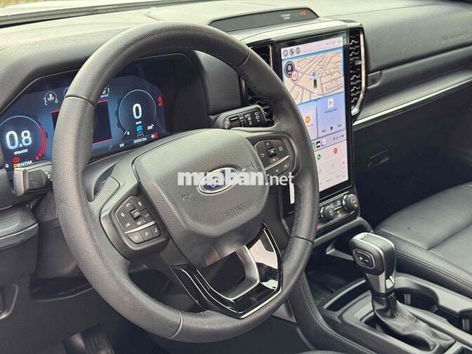 Ford Everest 2024 Titanium 1 Cầu 26.000 km
