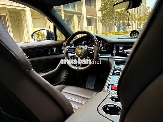 Porsche Panamera 4 Executive 2021