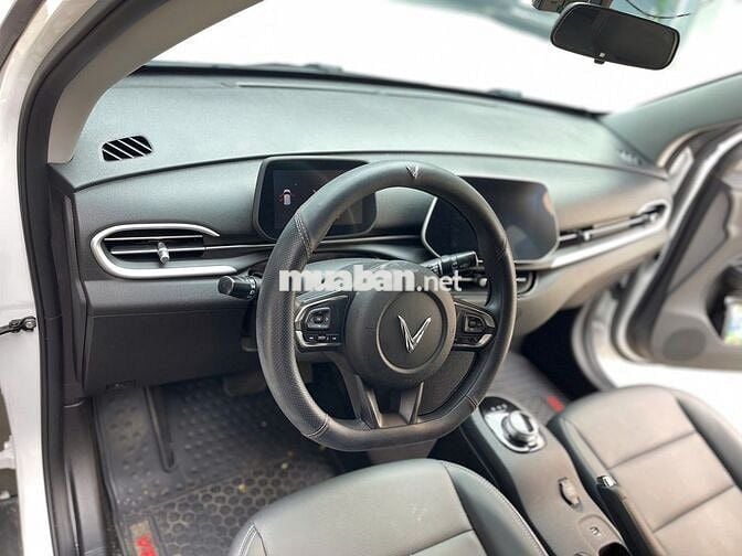 VinFast VF5 2025 Plus Trắng 5000 km