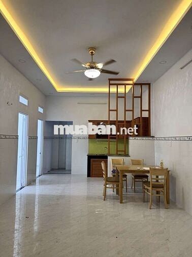 Chỉ có:4 tỷ. Mua có lời Kênh Nước Đen,Lê Thúc Hoạch Dt:4,5 x14 Nở hậu.