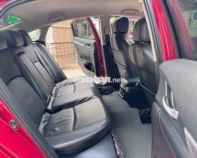 Honda Civic RS Đỏ siêu mới