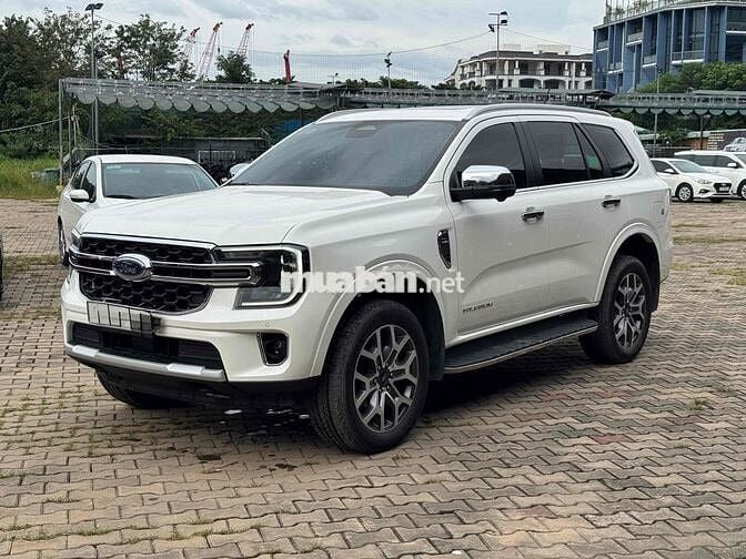 Ford Everest 2024 Titanium 1 Cầu 26.000 km