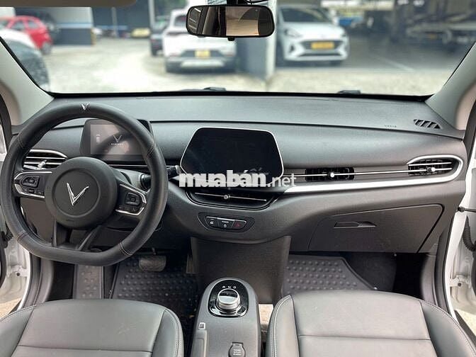 VinFast VF5 2025 Plus Trắng 5000 km