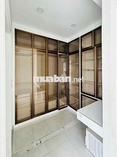 BÁN PENTHOUSE GIÁ TỐT PHÚ MỸ HƯNG- 244M2 - SÂN VƯỜN RỘNG - GIÁ 20 TỶ