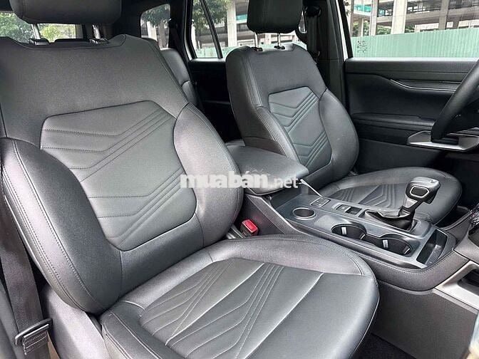 Siêu Lướt Ford Everest 2024 Titanium 2.0L 4x2 AT