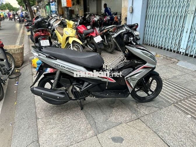 Honda air blade 2015 mới 90% Bstp chính chủ