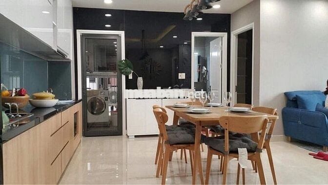 Cần Bán Gấp CH Cao Cấp 3PN, 2WC, Tại The Everrich Infinity, Q5