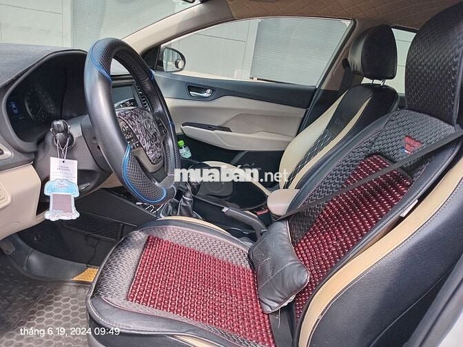 Hyundai Accent 2018 1.4 MT Bạc, bản đủ