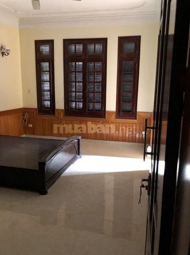 Đê La Thành – Đống Đa - Ô Tô Trnh – 79 M2 – 5 T – MT 7 M – Giá 20.9 Tỷ