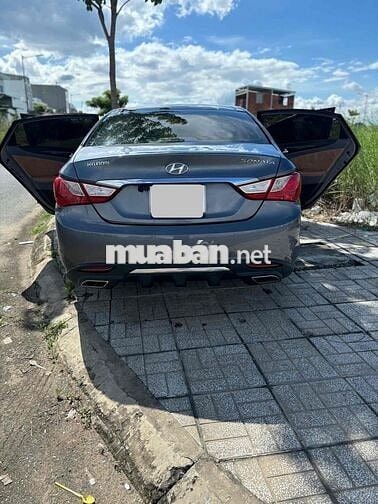 Hyundai Sonata 2010 Sedan hạng D nhập Hàn