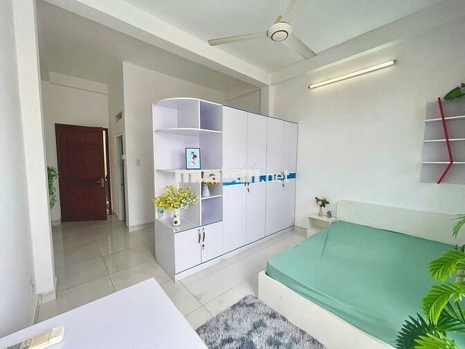 Phòng Nhượng - STUDIO BAN CÔNG ĐÓN ÁNH SÁNG TỰ NHIÊN + FULL NỘI THẤT