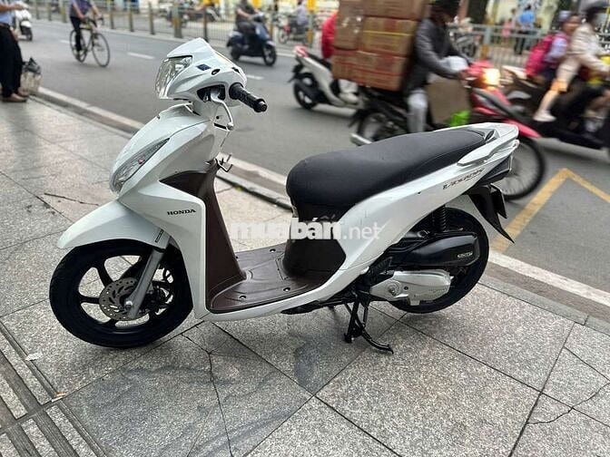 Honda vision 2016 mới 90% Bstp chính chủ