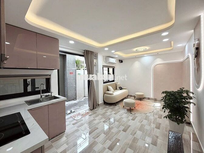 SIÊU PHẨM NHÀ ĐẸP GẦN CHỢ BÀ CHIỂU - FULL NỘI THẤT - VÀI BƯỚC RA MT