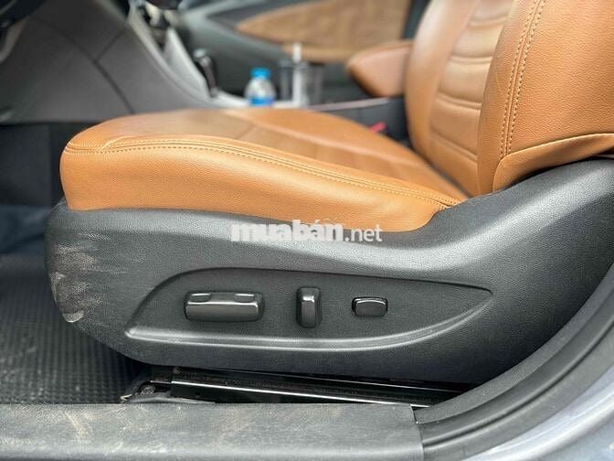 Hyundai Sonata 2010 Sedan hạng D nhập Hàn