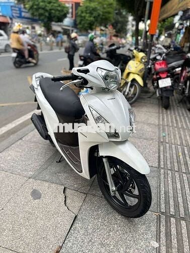 Honda vision 2016 mới 90% Bstp chính chủ