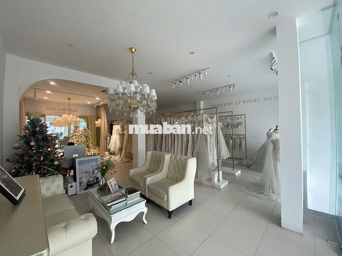 Chính chủ - Bán tòa nhà 17 -19 Phan Đình Phùng, Phú Nhuận, HCM