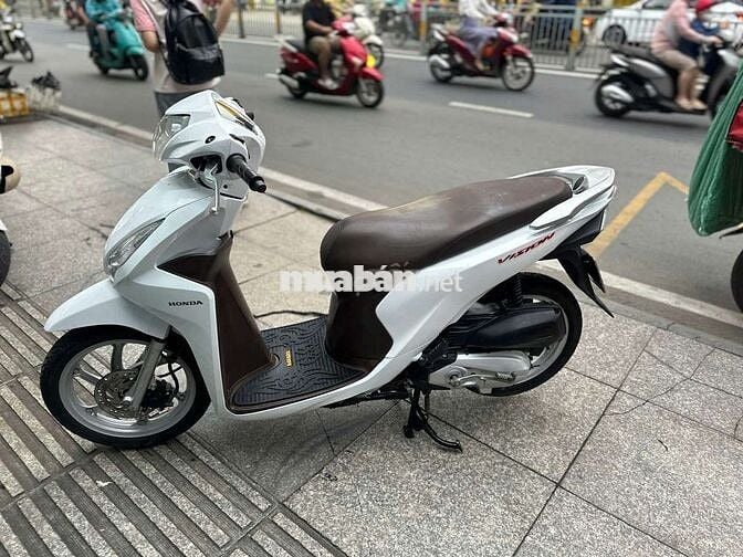 Honda vision 2017 mới 90% Bstp chính chủ