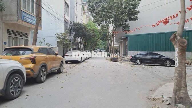 Bán đất vị trí vip La Khê – 50m² – 2 mặt tiền – Vỉa hè – Ô tô tránh