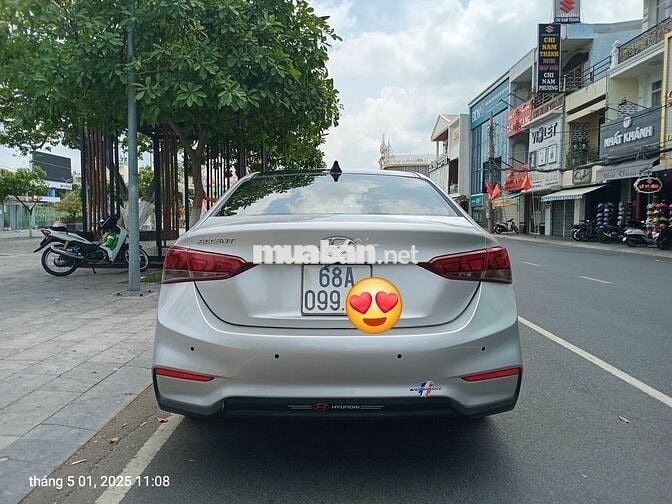 Hyundai Accent 2018 1.4 MT Bạc, bản đủ