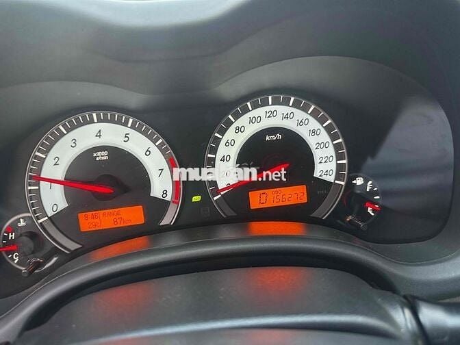 Toyota Corolla Altis 2012 1.8G AT - 150000 km