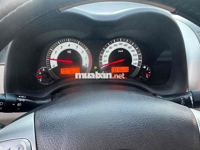 Toyota Corolla Altis 2012 1.8G AT - 150000 km