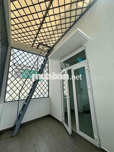 167,4M2 Ô TÔ ĐỔ CỬA - CÁCH 30M MẶT TIỀN - NGÃ 4 TRẦN HƯNG ĐẠO QUẬN 5 .