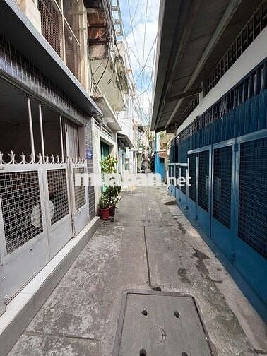 Bán nhà mới full nội thất Trần Hưng Đạo P7 Q5