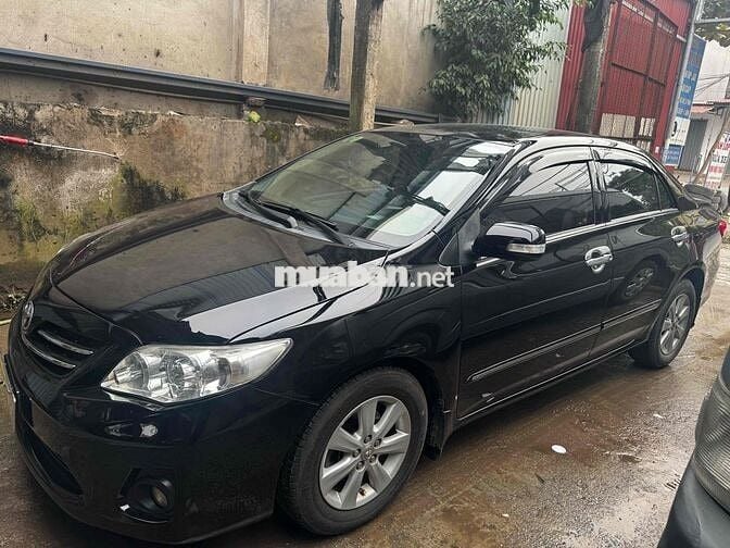 Toyota Corolla Altis 2012 1.8G AT - 150000 km