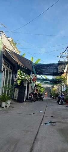 Bán nhà đường C4, Phạm Hùng, TP.HCM