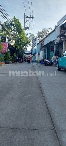 Bán nhà đường C4, Phạm Hùng, TP.HCM