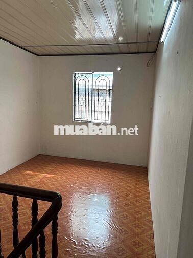 🔥 Nhà nguyên căn gần ĐH Luật & Chợ Bình Triệu – Giá chỉ 8 triệu/tháng!