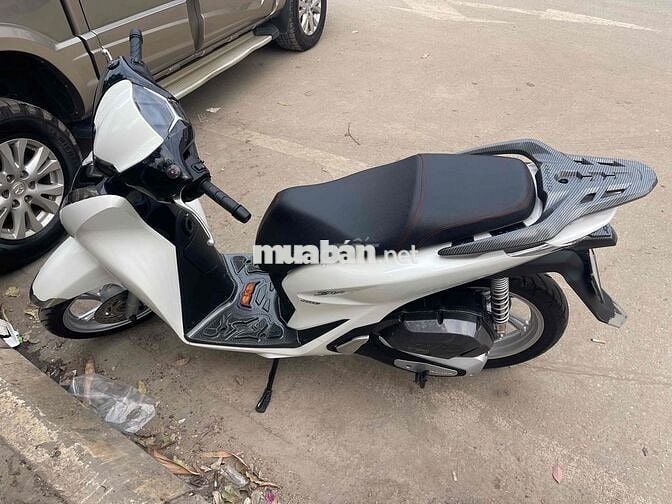 Bán xe tay ga SH 2024 lh ***