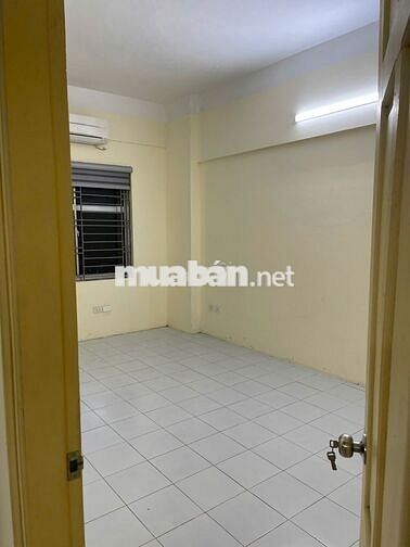 Chính chủ cho thuê căn chung cư 60m ở chung cư N06 Trần Quý Kiên
