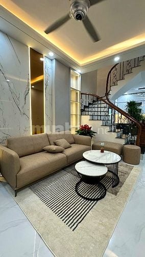 Nhà ngõ Hoà Bình 7 Minh Khai-Bạch Mai. MB42m2*5T mới. 5p,4WC