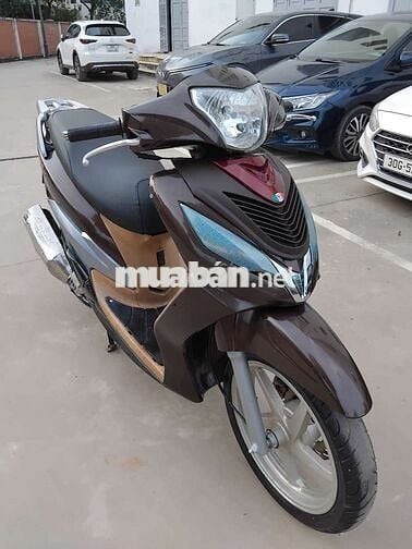 xe giống xe Sh dành cho dân chơi.còn mới toanh